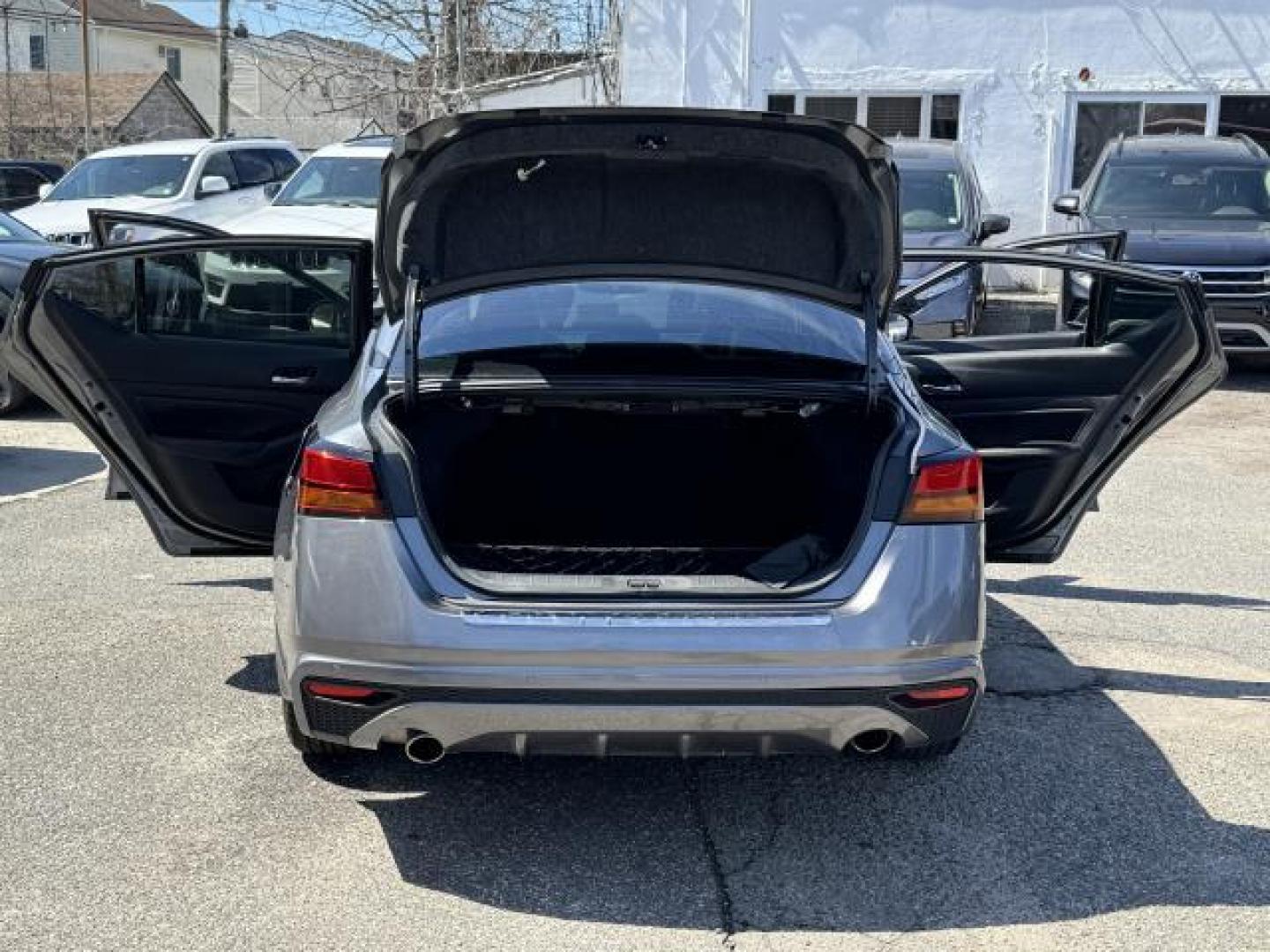 2020 Gun Metallic /Charcoal Nissan Altima 2.5 SL AWD Sedan (1N4BL4EW4LC) , Automatic transmission, located at 1696 Sunrise Hwy, Bay Shore, NY, 11706, (516) 557-0557, 40.733665, -73.256317 - Photo#44