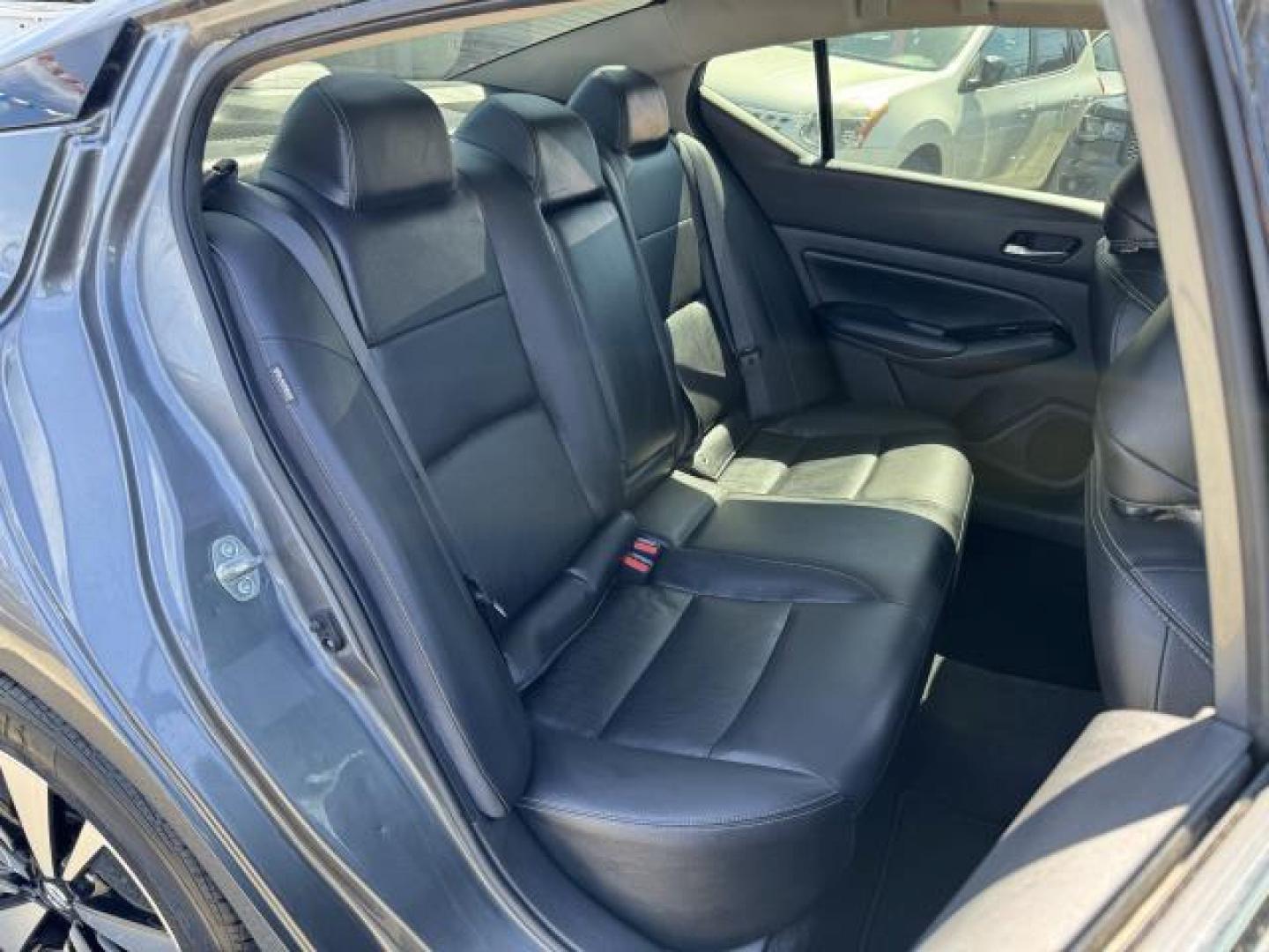 2020 Gun Metallic /Charcoal Nissan Altima 2.5 SL AWD Sedan (1N4BL4EW4LC) , Automatic transmission, located at 1696 Sunrise Hwy, Bay Shore, NY, 11706, (516) 557-0557, 40.733665, -73.256317 - Photo#6