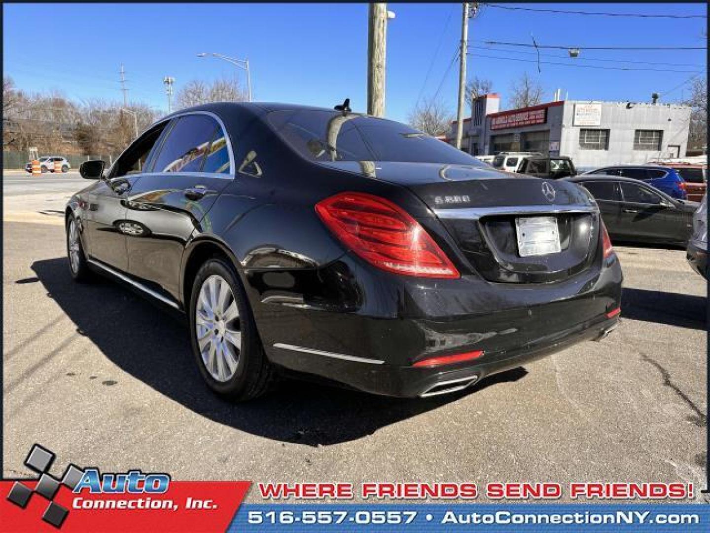 2015 Black /Black Mercedes-Benz S-Class S550 4MATIC Sedan (WDDUG8FB4FA) , Automatic transmission, located at 1696 Sunrise Hwy, Bay Shore, NY, 11706, (516) 557-0557, 40.733665, -73.256317 - You'll feel like a new person once you get behind the wheel of this 2015 Mercedes-Benz S-Class. This S-Class has been driven with care for 824 miles. We always appreciate your business at Auto Connection. Ready to hop into a stylish and long-lasting ride? It won't last long, so hurry in! All intern - Photo#5