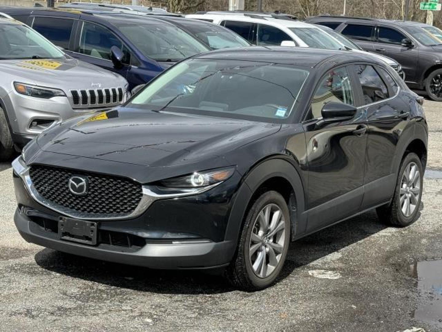 2022 Jet Black Mica /Black Mazda CX-30 2.5 S Select Package AWD (3MVDMBBLXNM) , Manual transmission, located at 1696 Sunrise Hwy, Bay Shore, NY, 11706, (516) 557-0557, 40.733665, -73.256317 - You'll have a memorable drive every time you start this 2022 Mazda CX-30 up. This CX-30 has 11632 miles, and it has plenty more to go with you behind the wheel. With more vehicles and deals than you know what to do with, you'll love the options we have for you. With an affordable price, why wait an - Photo#11