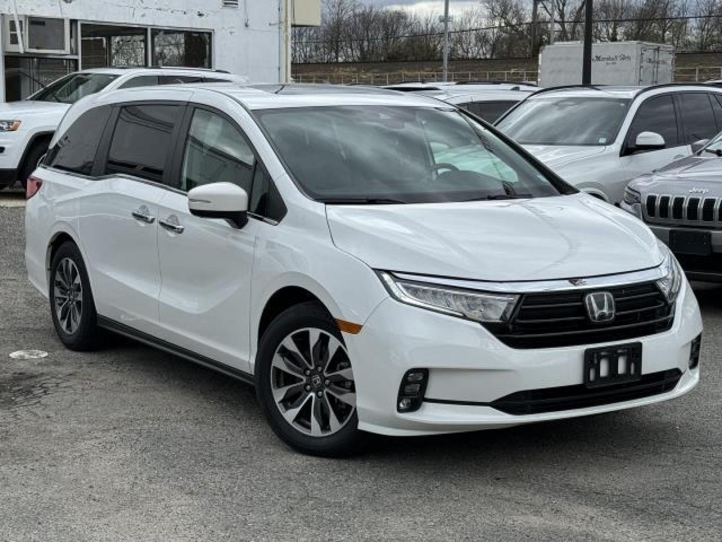 2021 Platinum White Pearl /Black Honda Odyssey EX-L Auto (5FNRL6H73MB) , Automatic transmission, located at 1696 Sunrise Hwy, Bay Shore, NY, 11706, (516) 557-0557, 40.733665, -73.256317 - This 2021 Honda Odyssey is in great mechanical and physical condition. This Odyssey has 22545 miles, and it has plenty more to go with you behind the wheel. We won't sell you a vehicle that we wouldn't sell our family. Stop by the showroom for a test drive; your dream car is waiting! All internet p - Photo#0