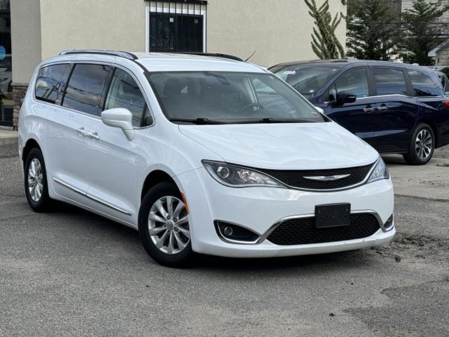 2019 Bright White Clearcoat /Black/Alloy Chrysler Pacifica Touring L FWD (2C4RC1BG2KR) , Automatic transmission, located at 1696 Sunrise Hwy, Bay Shore, NY, 11706, (516) 557-0557, 40.733665, -73.256317 - Form meets function with the 2019 Chrysler Pacifica. This Pacifica has 32860 miles. At Auto Connection, it's all about you and your happiness. Do not Hesitate on such a great offer. All internet purchases include a 12 mo/ 12000 mile protection plan. All internet purchase prices are displayed with a - Photo#0