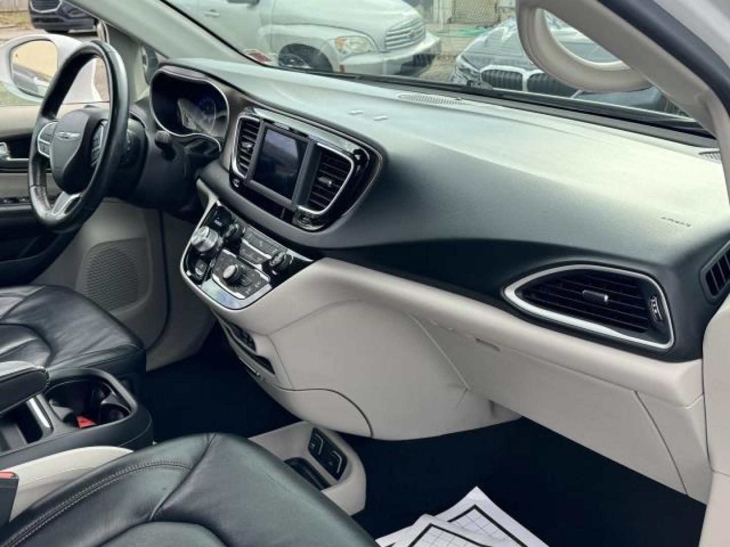 2019 Bright White Clearcoat /Black/Alloy Chrysler Pacifica Touring L FWD (2C4RC1BG2KR) , Automatic transmission, located at 1696 Sunrise Hwy, Bay Shore, NY, 11706, (516) 557-0557, 40.733665, -73.256317 - Form meets function with the 2019 Chrysler Pacifica. This Pacifica has 32860 miles. At Auto Connection, it's all about you and your happiness. Do not Hesitate on such a great offer. All internet purchases include a 12 mo/ 12000 mile protection plan. All internet purchase prices are displayed with a - Photo#16