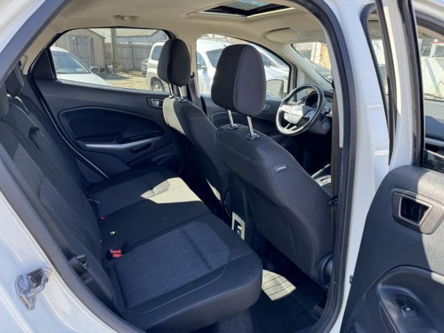 2020 Diamond White /Ebony Black Ford EcoSport SE FWD (MAJ3S2GEXLC) , Automatic transmission, located at 1696 Sunrise Hwy, Bay Shore, NY, 11706, (516) 557-0557, 40.733665, -73.256317 - Photo#17