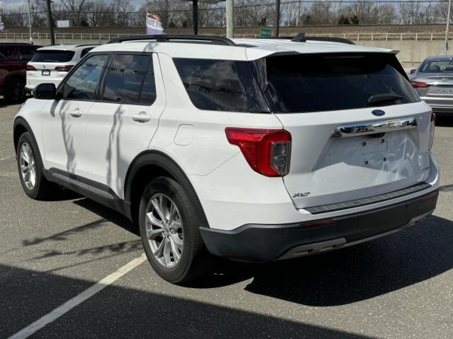 2021 Oxford White /Ebony Ford Explorer XLT 4WD (1FMSK8DH3MG) , Automatic transmission, located at 1696 Sunrise Hwy, Bay Shore, NY, 11706, (516) 557-0557, 40.733665, -73.256317 - You'll have a memorable drive every time you start this 2021 Ford Explorer up. Curious about how far this Explorer has been driven? The odometer reads 50182 miles. Buy with confidence knowing you're getting the best price and the best service. Come test drive this vehicle today. All internet purcha - Photo#6