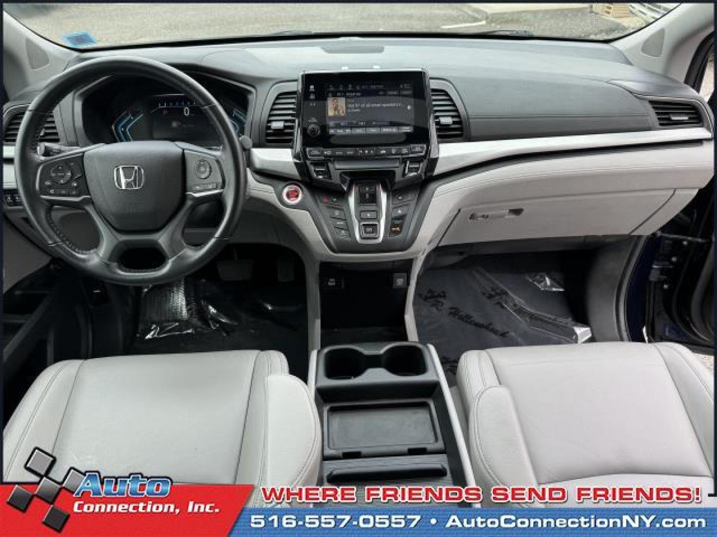 2021 Obsidian Blue Pearl /Gray Honda Odyssey EX-L Auto (5FNRL6H75MB) , Automatic transmission, located at 1696 Sunrise Hwy, Bay Shore, NY, 11706, (516) 557-0557, 40.733665, -73.256317 - Photo#9