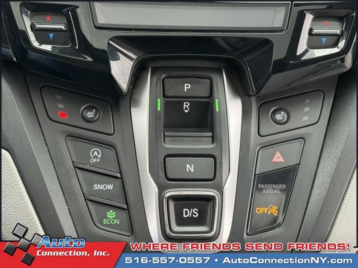 2021 Obsidian Blue Pearl /Gray Honda Odyssey EX-L Auto (5FNRL6H75MB) , Automatic transmission, located at 1696 Sunrise Hwy, Bay Shore, NY, 11706, (516) 557-0557, 40.733665, -73.256317 - Photo#37