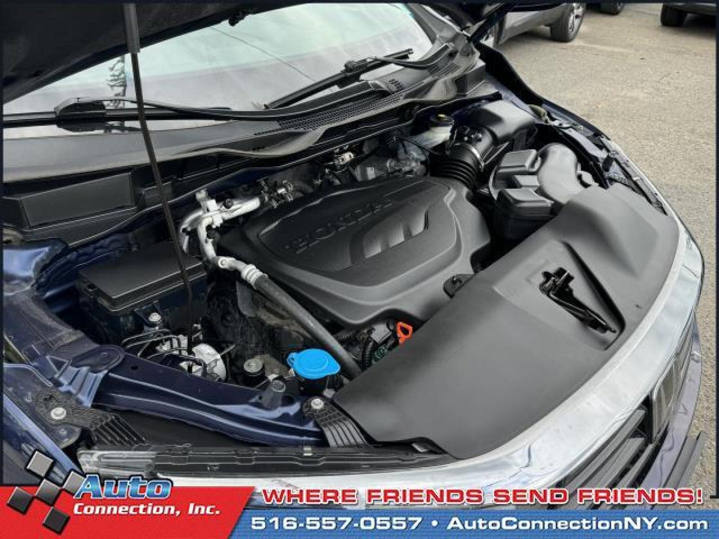 2021 Obsidian Blue Pearl /Gray Honda Odyssey EX-L Auto (5FNRL6H75MB) , Automatic transmission, located at 1696 Sunrise Hwy, Bay Shore, NY, 11706, (516) 557-0557, 40.733665, -73.256317 - Photo#42