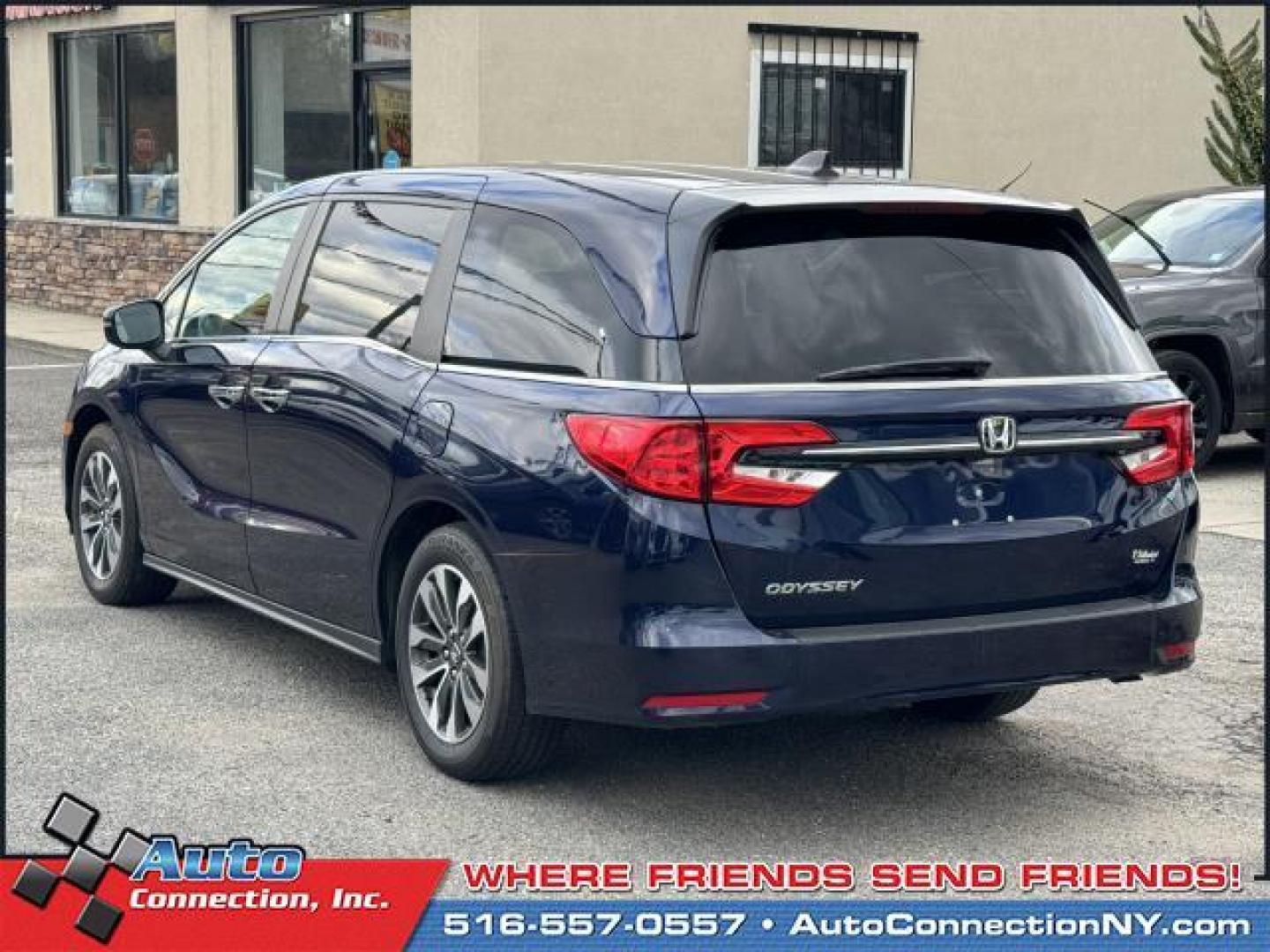 2021 Obsidian Blue Pearl /Gray Honda Odyssey EX-L Auto (5FNRL6H75MB) , Automatic transmission, located at 1696 Sunrise Hwy, Bay Shore, NY, 11706, (516) 557-0557, 40.733665, -73.256317 - Photo#4