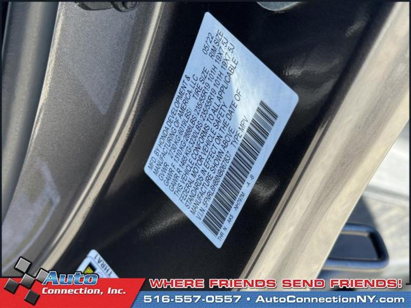 2022 Modern Steel Metallic /Black Honda Odyssey Touring Auto (5FNRL6H88NB) , Automatic transmission, located at 1696 Sunrise Hwy, Bay Shore, NY, 11706, (516) 557-0557, 40.733665, -73.256317 - Designed to deliver superior performance and driving enjoyment, this 2022 Honda Odyssey is ready for you to drive home. This Odyssey has 45933 miles, and it has plenty more to go with you behind the wheel. Visit us to learn how you can add this vehicle to your family lineup. We are eager to move ti - Photo#26