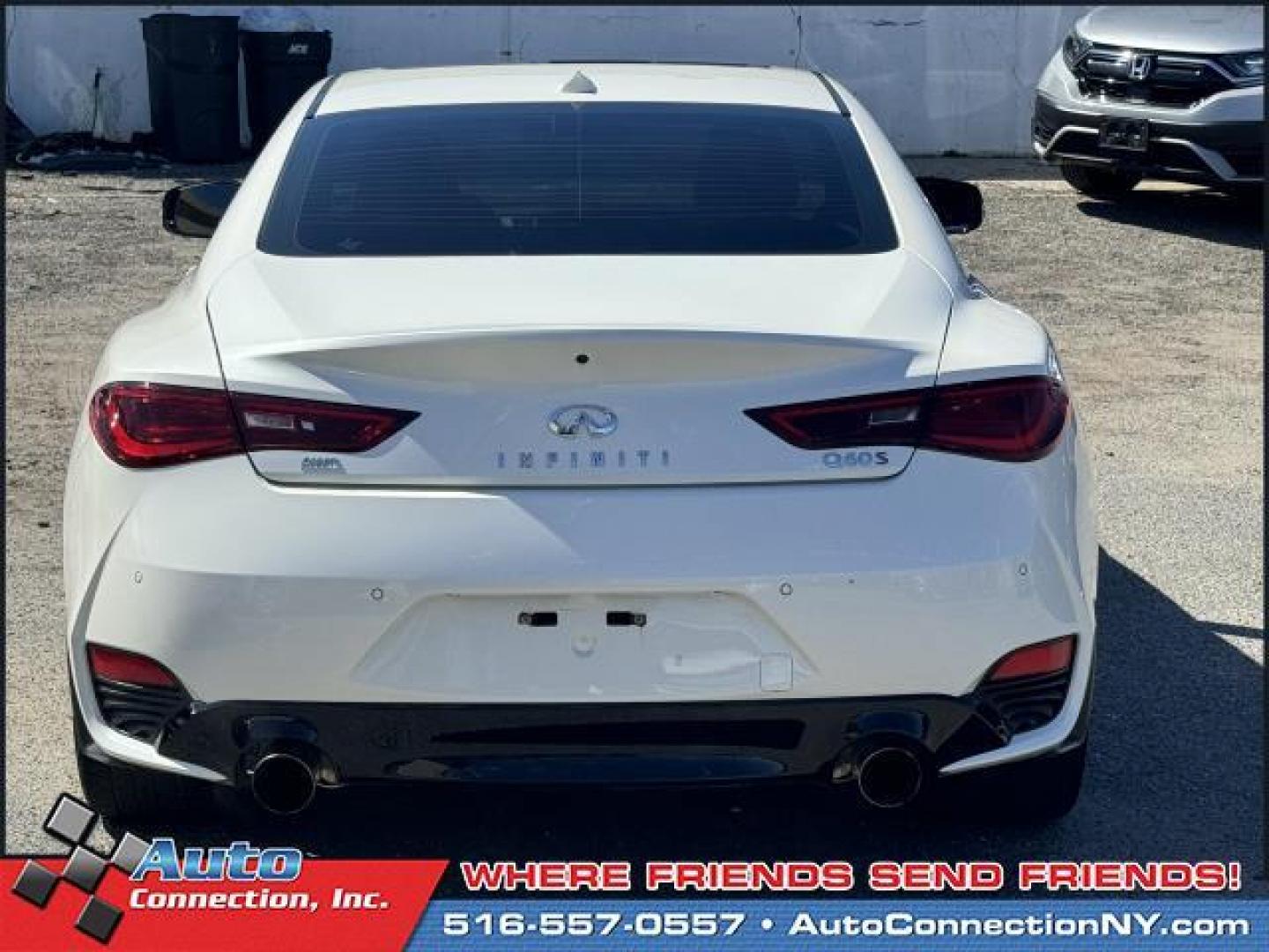 2019 Majestic White /Monaco Red INFINITI Q60 RED SPORT 400 AWD (JN1FV7EL1KM) , Automatic transmission, located at 1696 Sunrise Hwy, Bay Shore, NY, 11706, (516) 557-0557, 40.733665, -73.256317 - You'll have a memorable drive every time you start this 2019 INFINITI Q60 up. This Q60 has been driven with care for 43589 miles. We try to make the purchase process as easy and as hassle-free as possible. We encourage you to experience this Q60 for yourself. All internet purchases include a 12 mo/ - Photo#13