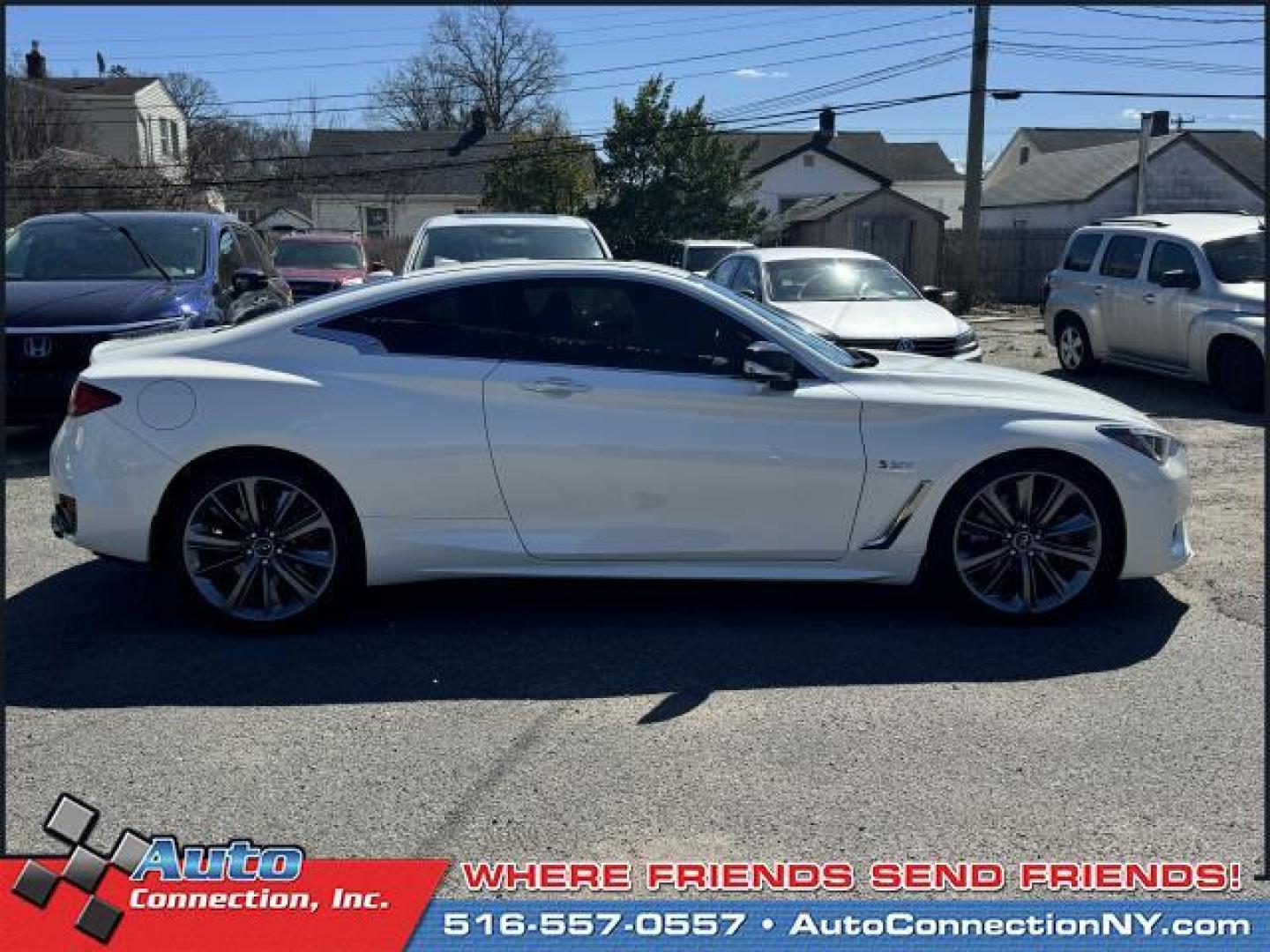 2019 Majestic White /Monaco Red INFINITI Q60 RED SPORT 400 AWD (JN1FV7EL1KM) , Automatic transmission, located at 1696 Sunrise Hwy, Bay Shore, NY, 11706, (516) 557-0557, 40.733665, -73.256317 - You'll have a memorable drive every time you start this 2019 INFINITI Q60 up. This Q60 has been driven with care for 43589 miles. We try to make the purchase process as easy and as hassle-free as possible. We encourage you to experience this Q60 for yourself. All internet purchases include a 12 mo/ - Photo#15