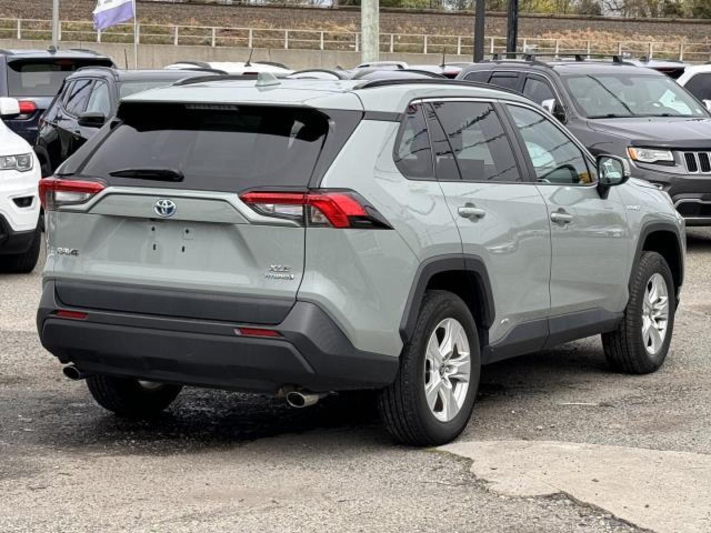 2021 Lunar Rock /Black Toyota RAV4 Hybrid XLE AWD (Natl) (2T3RWRFV1MW) , Automatic transmission, located at 1696 Sunrise Hwy, Bay Shore, NY, 11706, (516) 557-0557, 40.733665, -73.256317 - Photo#14