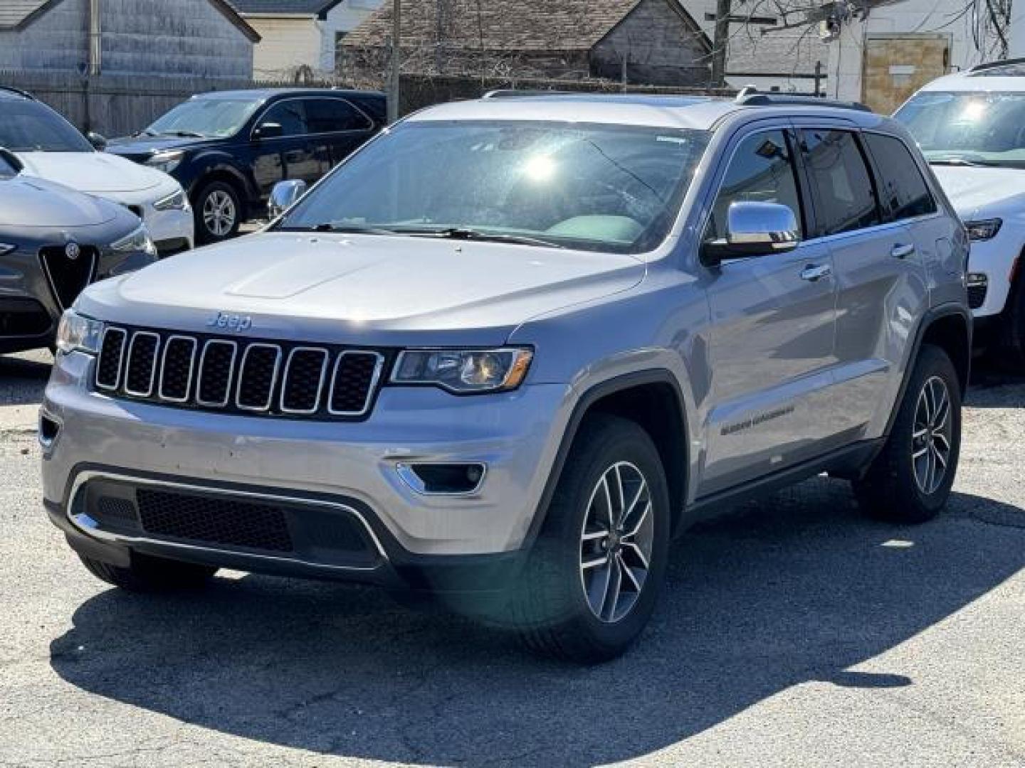 2020 Billet Silver Metallic Clearcoat /Black Jeep Grand Cherokee Limited 4x4 (1C4RJFBG3LC) , Automatic transmission, located at 1696 Sunrise Hwy, Bay Shore, NY, 11706, (516) 557-0557, 40.733665, -73.256317 - This 2020 Jeep Grand Cherokee is in great mechanical and physical condition. This Grand Cherokee has 75880 miles, and it has plenty more to go with you behind the wheel. We always appreciate your business at Auto Connection. Drive it home today. All internet purchases include a 12 mo/ 12000 mile pr - Photo#11