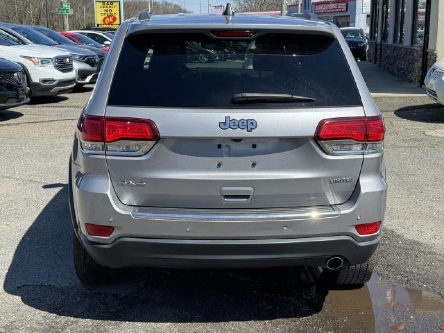 2020 Billet Silver Metallic Clearcoat /Black Jeep Grand Cherokee Limited 4x4 (1C4RJFBG3LC) , Automatic transmission, located at 1696 Sunrise Hwy, Bay Shore, NY, 11706, (516) 557-0557, 40.733665, -73.256317 - Photo#13