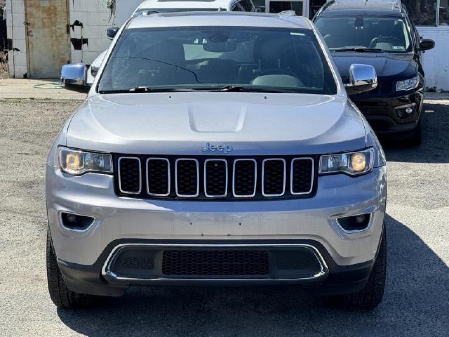 2020 Billet Silver Metallic Clearcoat /Black Jeep Grand Cherokee Limited 4x4 (1C4RJFBG3LC) , Automatic transmission, located at 1696 Sunrise Hwy, Bay Shore, NY, 11706, (516) 557-0557, 40.733665, -73.256317 - This 2020 Jeep Grand Cherokee is in great mechanical and physical condition. This Grand Cherokee has 75880 miles, and it has plenty more to go with you behind the wheel. We always appreciate your business at Auto Connection. Drive it home today. All internet purchases include a 12 mo/ 12000 mile pr - Photo#2