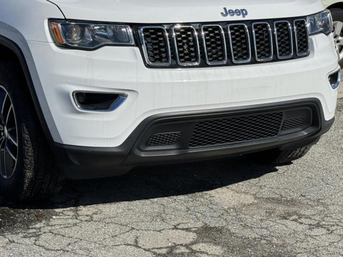 2018 Bright White Clearcoat /Black Jeep Grand Cherokee Laredo E 4x4 *Ltd Avail* (1C4RJFAG3JC) , Automatic transmission, located at 1696 Sunrise Hwy, Bay Shore, NY, 11706, (516) 557-0557, 40.733665, -73.256317 - After you get a look at this beautiful 2018 Jeep Grand Cherokee, you'll wonder what took you so long to go check it out! Curious about how far this Grand Cherokee has been driven? The odometer reads 58578 miles. At Auto Connection, we don't just sell cars; we take care of our customers' needs first - Photo#55