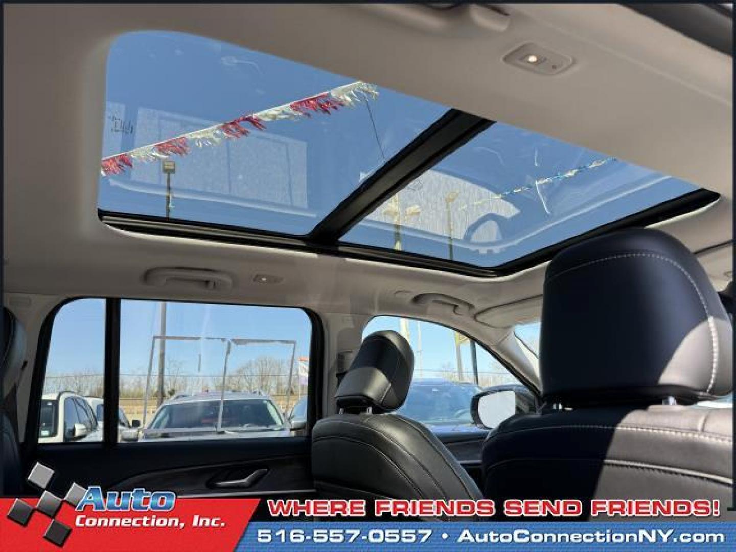 2023 Bright White Clearcoat /Global Black Jeep Grand Cherokee 4xe 4x4 (1C4RJYB67P8) , Automatic transmission, located at 1696 Sunrise Hwy, Bay Shore, NY, 11706, (516) 557-0557, 40.733665, -73.256317 - Photo#8