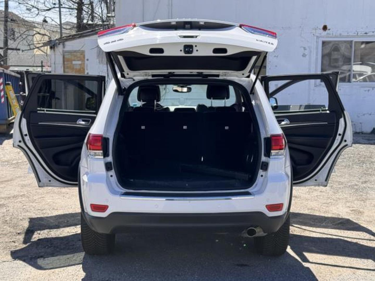 2021 Bright White Clearcoat /Black Jeep Grand Cherokee Limited 4x4 (1C4RJFBG4MC) , Automatic transmission, located at 1696 Sunrise Hwy, Bay Shore, NY, 11706, (516) 557-0557, 40.733665, -73.256317 - You'll enjoy the open roads and city streets in this 2021 Jeep Grand Cherokee. This Grand Cherokee has been driven with care for 58938 miles. Visit us to learn how you can add this vehicle to your family lineup. Schedule now for a test drive before this model is gone. All internet purchases include - Photo#44