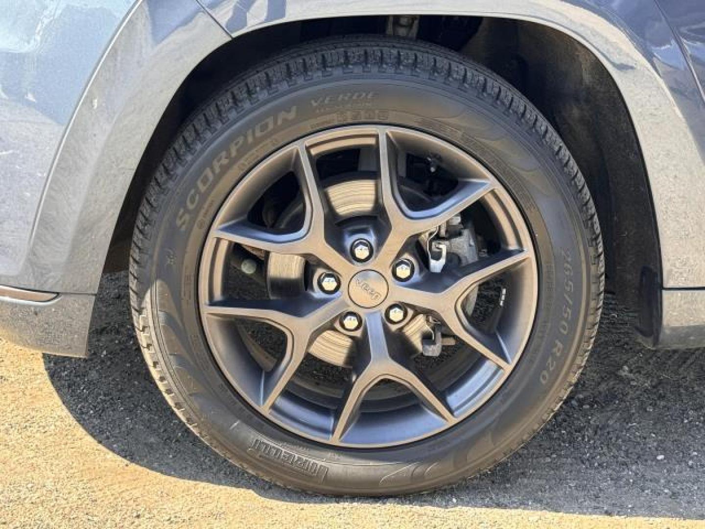 2019 Slate Blue Pearlcoat /Black Jeep Grand Cherokee Limited X 4x4 (1C4RJFBG9KC) , Automatic transmission, located at 1696 Sunrise Hwy, Bay Shore, NY, 11706, (516) 557-0557, 40.733665, -73.256317 - Photo#9