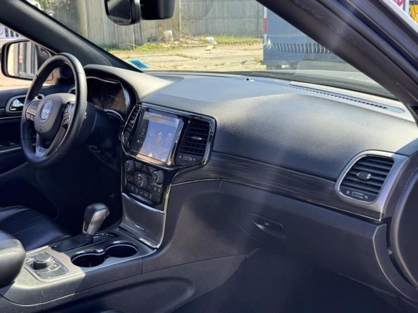 2019 Slate Blue Pearlcoat /Black Jeep Grand Cherokee Limited X 4x4 (1C4RJFBG9KC) , Automatic transmission, located at 1696 Sunrise Hwy, Bay Shore, NY, 11706, (516) 557-0557, 40.733665, -73.256317 - You'll have a memorable drive every time you start this 2019 Jeep Grand Cherokee up. This Grand Cherokee has been driven with care for 41963 miles. You'll always feel welcome at Auto Connection. Call today to speak to any of our sale associates. All internet purchases include a 12 mo/ 12000 mile pr - Photo#16