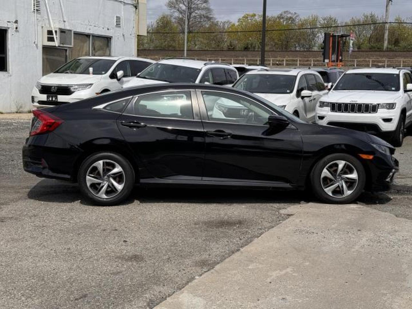 2020 Crystal Black Pearl /Black Honda Civic Sedan LX CVT (2HGFC2F65LH) , Automatic transmission, located at 1696 Sunrise Hwy, Bay Shore, NY, 11706, (516) 557-0557, 40.733665, -73.256317 - Photo#15